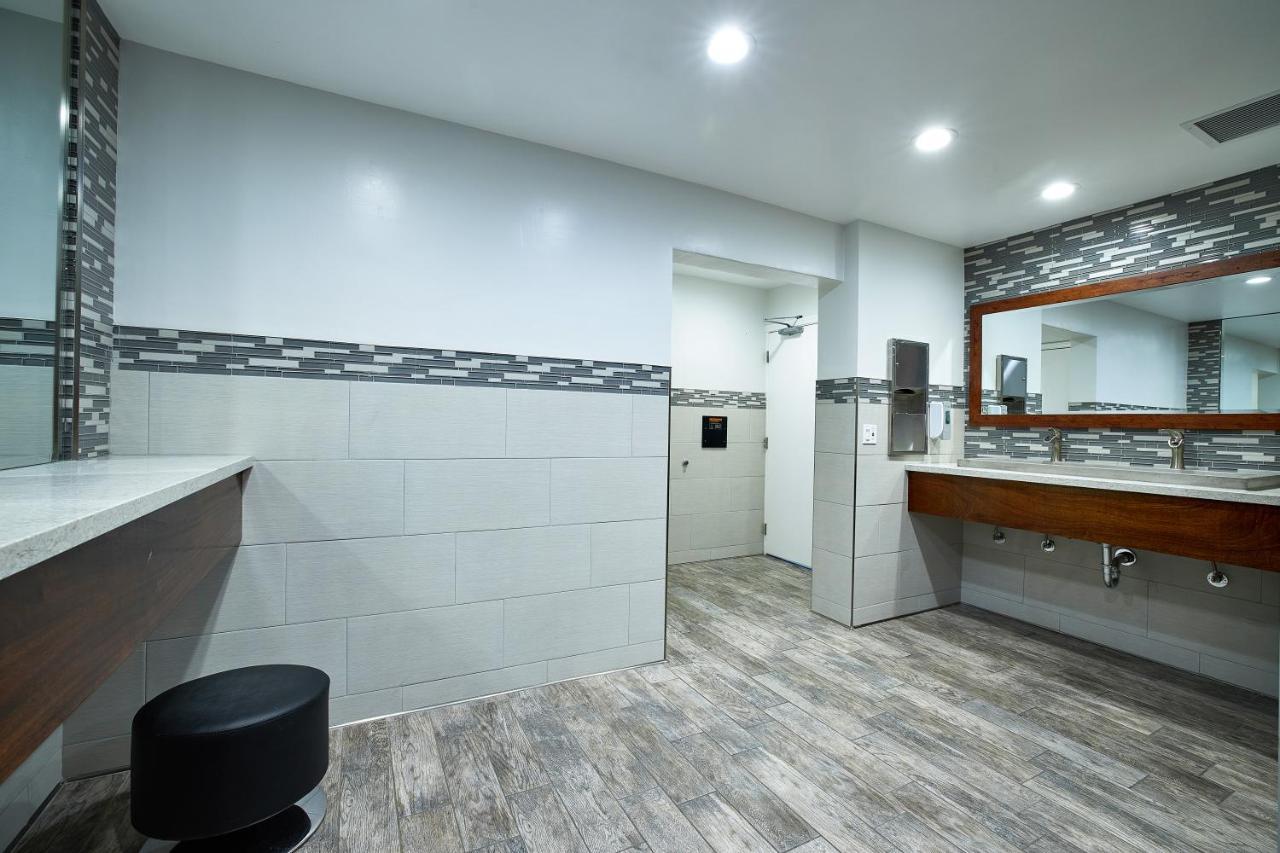 Oceanside Beach Condos Exterior photo